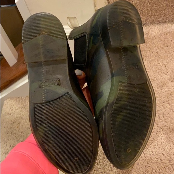 J Crew Camo Rain Boots - Picture 4 of 5
